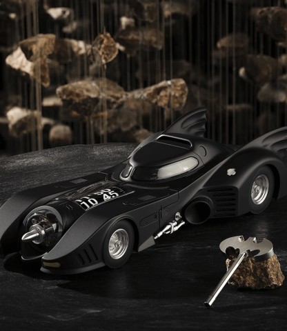 1989 Batmobile Masa Saati